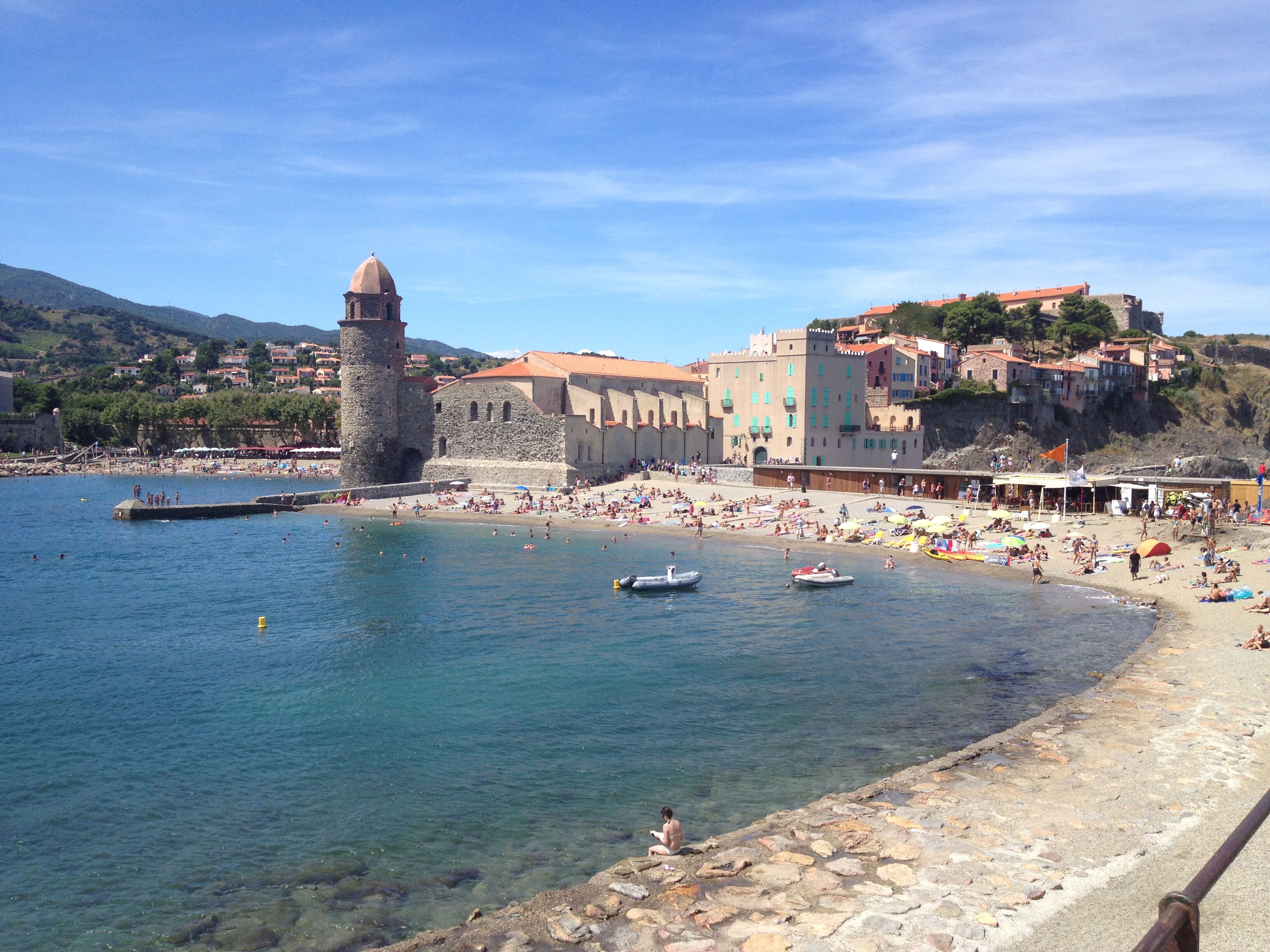 Plage à proximité, chaises longues