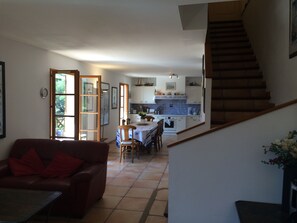 Smart TV, DVD player, books, music library