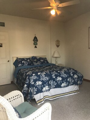 4 dormitorios, tabla de planchar con plancha, wifi y ropa de cama