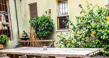 The Inn at 6 - Elegant & Pristine Home an Oasis in The City of Kingston