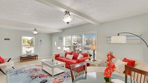 TV, Netflix, DVD player, streaming services