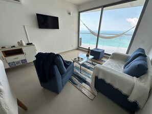 Smart TV, ping pong, books