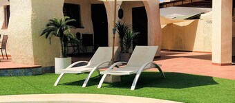 Beautiful private pool villa near the beach and city