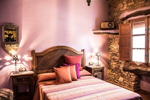 2 makuuhuonetta, silitysrauta/-lauta, Wi-Fi, vuodevaatteet