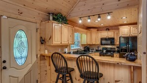 Cabin, Multiple Beds, Non Smoking | Private kitchen