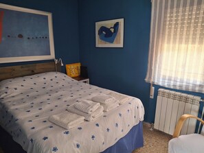 1 bedroom, free WiFi, bed sheets