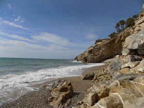 Beach nearby, sun loungers