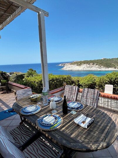 Terrace with dreamy sunsets over the sea! ( CIN code IT111071C2000T8749)