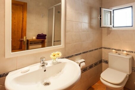 House Villa Ibiza - Image 18