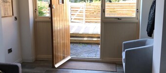 GRILLES DE VACANCES SHIRLEYWICH, EQUESTRE ET CHIEN CONVIVIALES, MANCHES 2-4, détachées