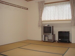 Traditional-Zimmer (Japanese Style)