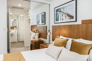 Apartment, 1 Queen Bed - Doubleone3 Apartments (Teneriffe)