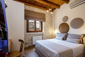 4 室のベッドルーム、アイロン / アイロン台、WiFi、ベッドシーツ