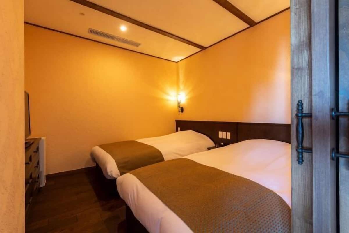 Cofres nos quartos, quartos à prova de som, roupa de cama