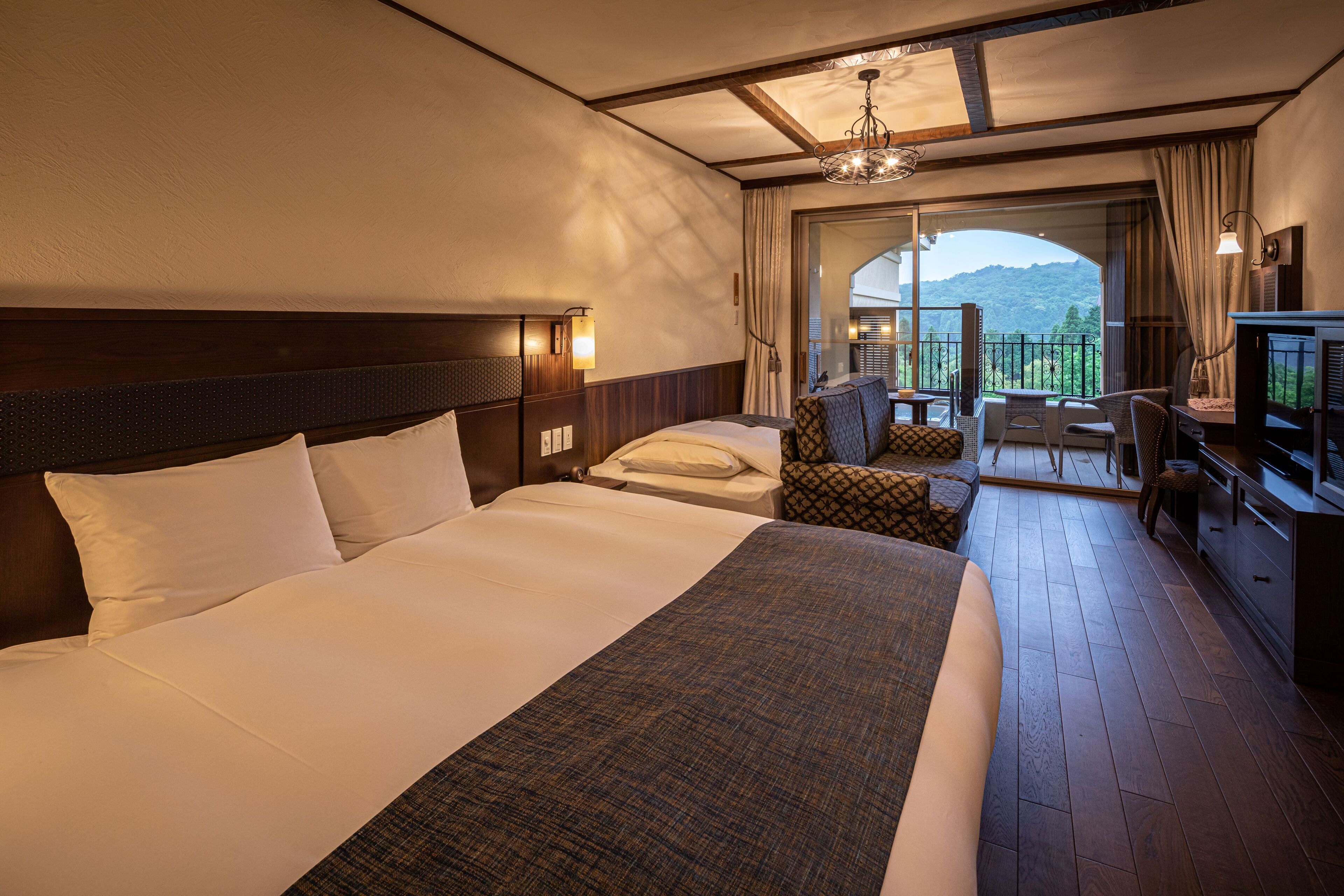 1 bedroom, in-room safe, soundproofing, bed sheets