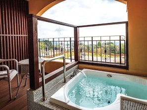 Bồn tắm spa riêng