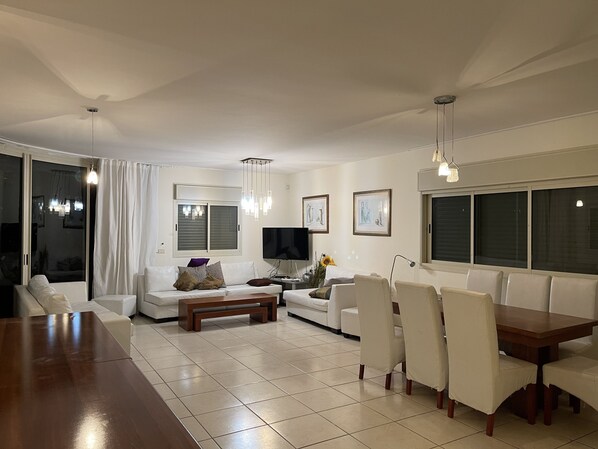 Interior - House With Incredible Sea Views (netanya)