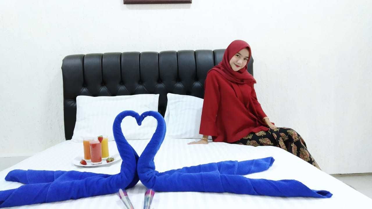 Deluxe Room | Desk, free WiFi