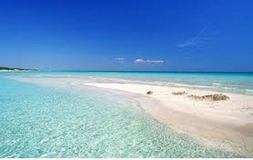 Peaceful Old Mill Villa in village near sea. Pool gardens A/C, WiFi, Solar P