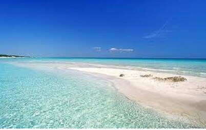 Peaceful Old Mill Villa in village near sea. Pool gardens A/C, WiFi, Solar P