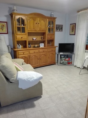 Televisión, chimenea