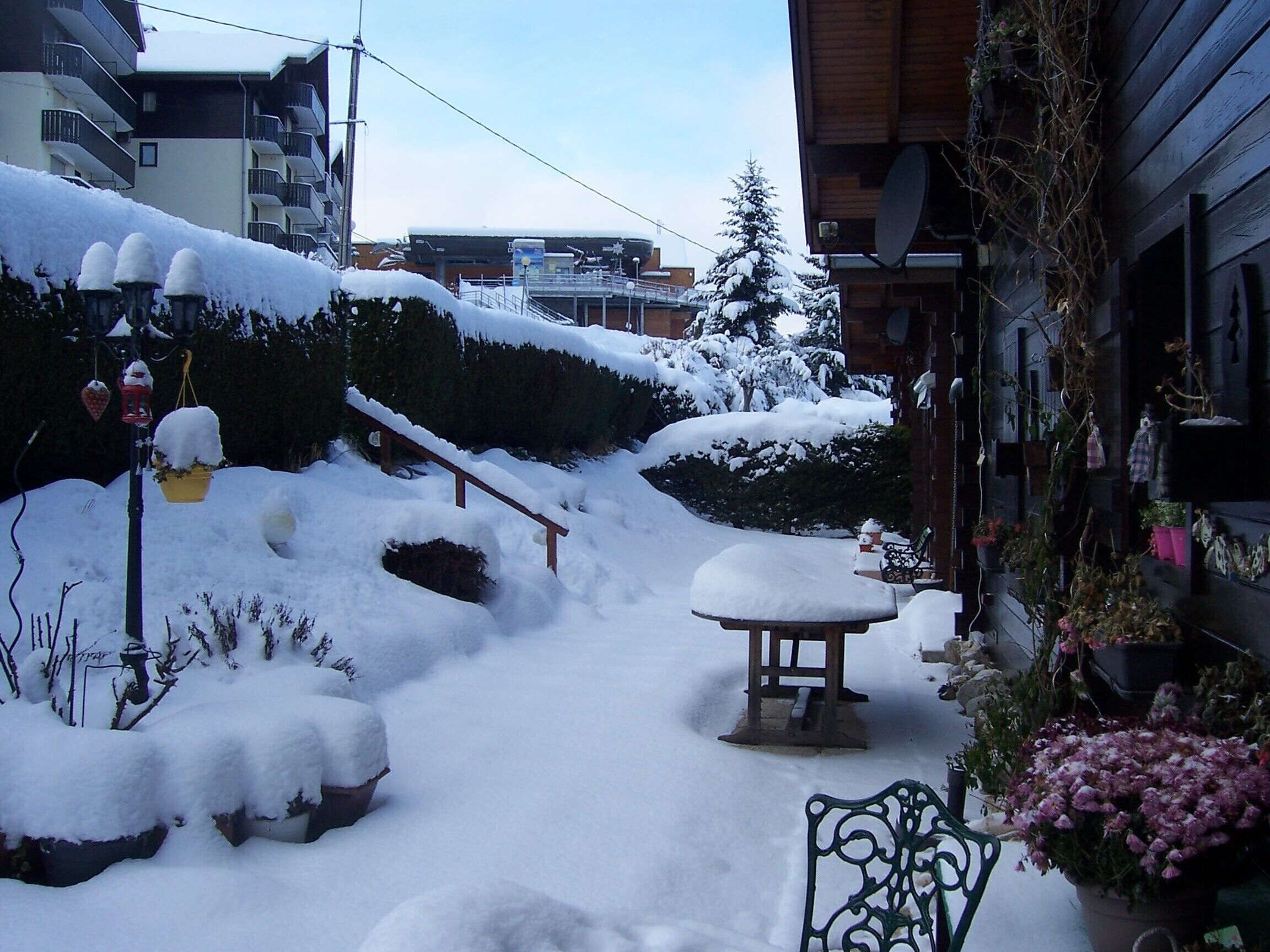 The front of our chalet with the telecabine 100 meters away in the background