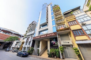 Front of property - Collection O Le Grand Hanoi hotel – The Sun (Hanoi)
