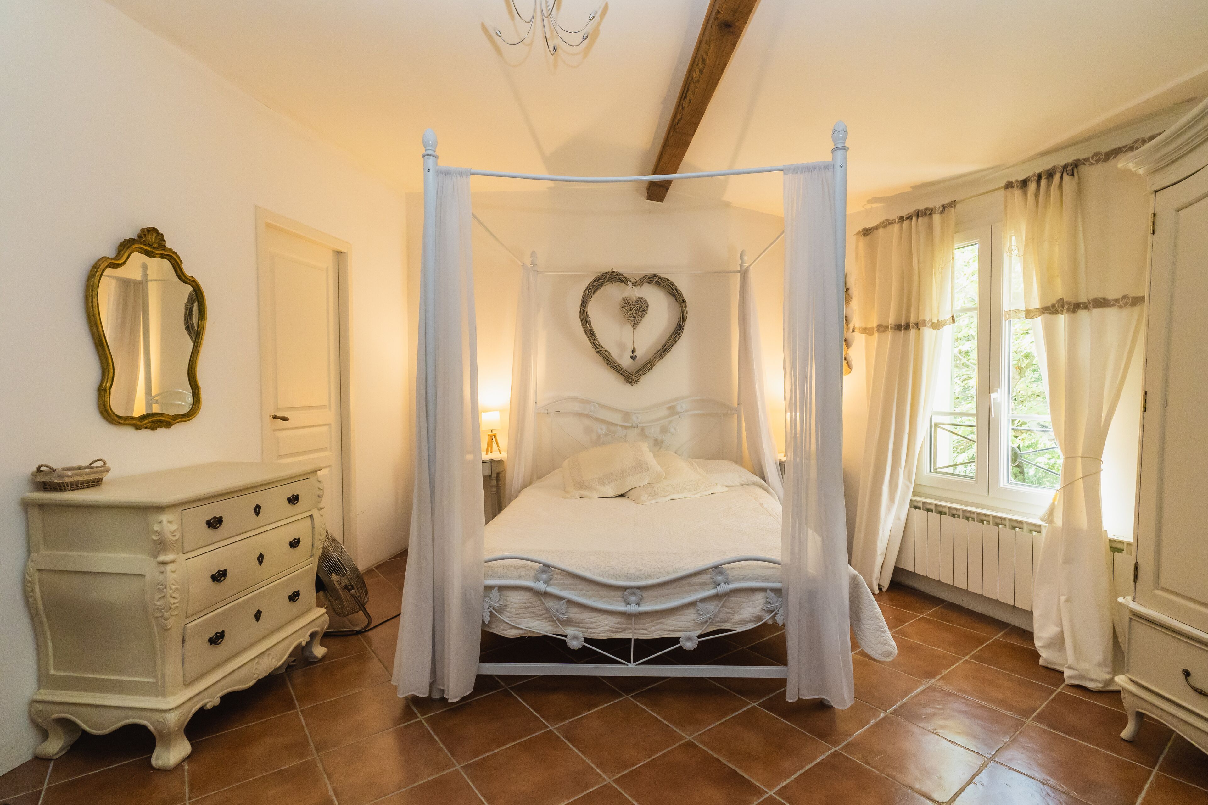 8 Schlafzimmer, Bügeleisen/Bügelbrett, kostenloses WLAN, Bettwäsche