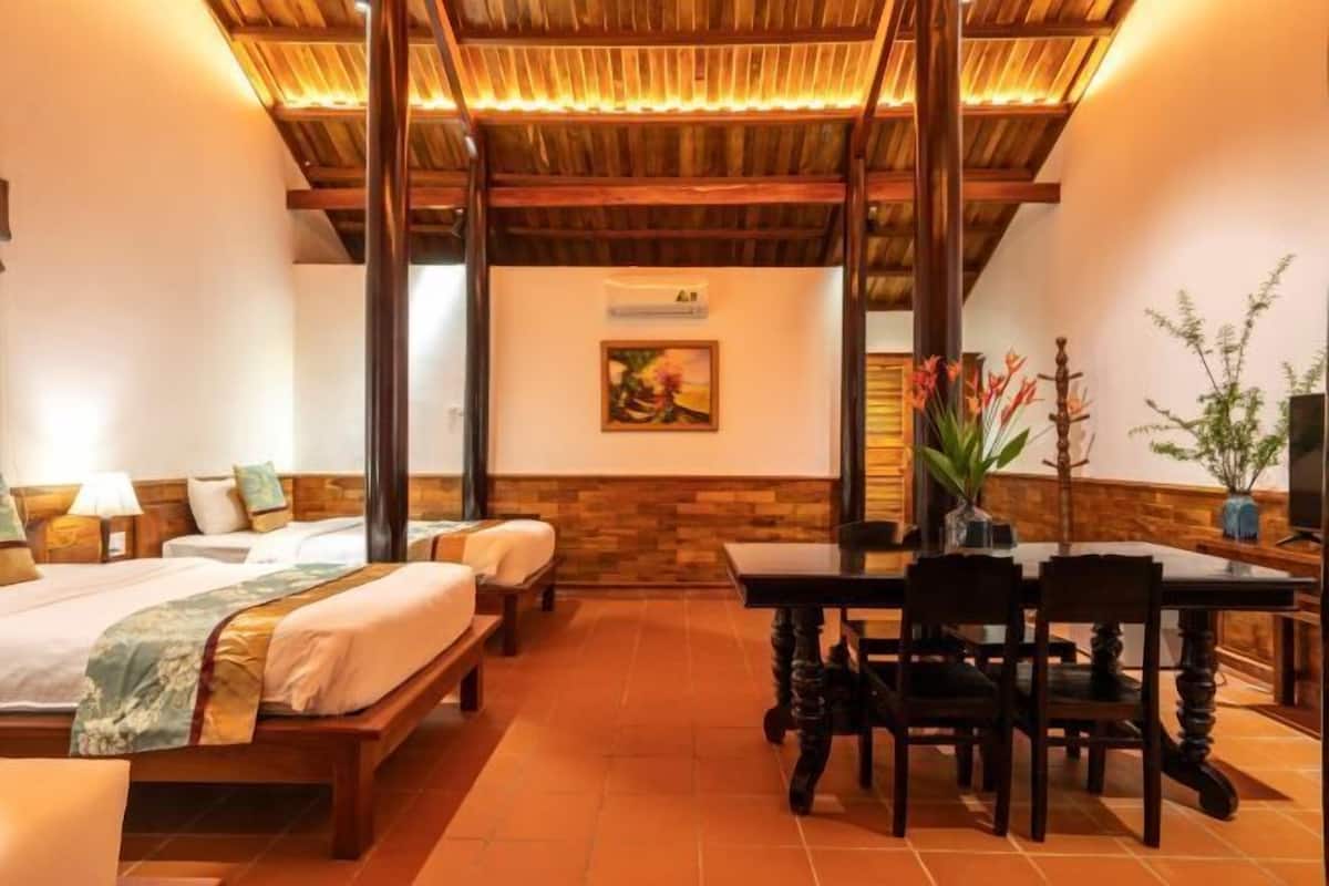 1 bedroom, Select Comfort beds, minibar, individually decorated