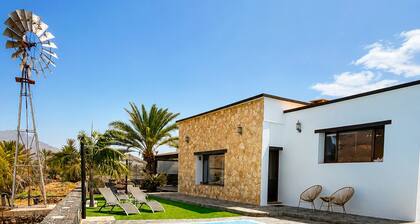 VILLA EL VALLE / CLIMATIZED POOL / WIFI / BARBECUE. ETC..