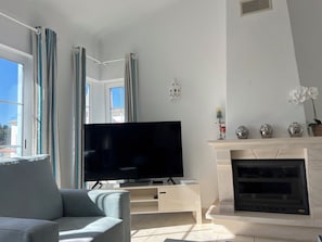 TV connectée, lecteur de DVD, chaßne hi-fi