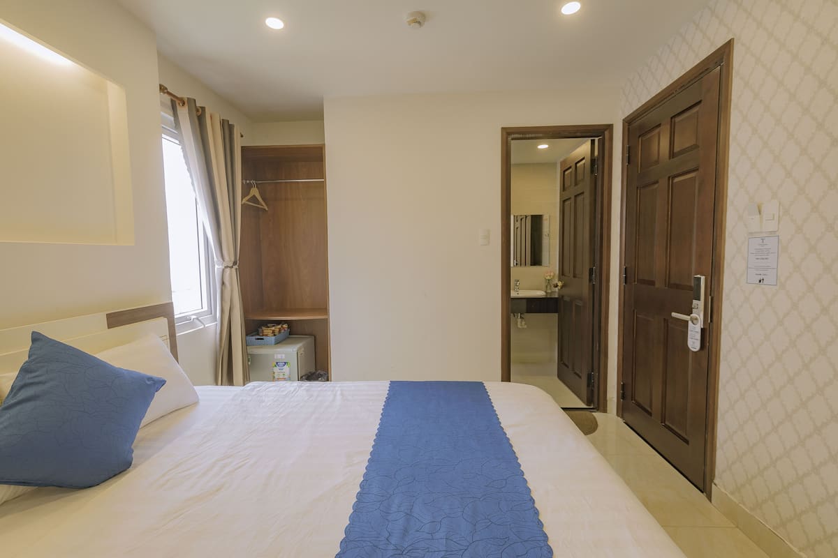 Superior Double Room | Minibar, desk, soundproofing, free WiFi