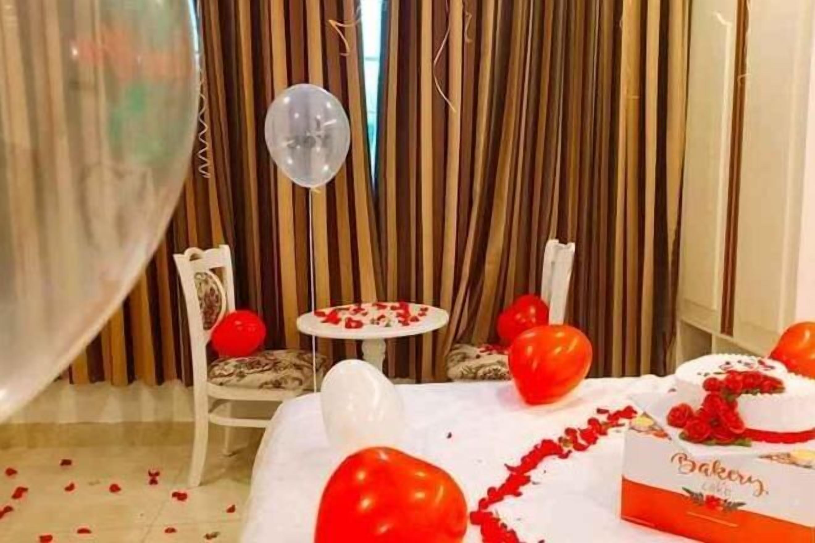 迷你吧、書桌、隔音、免費 Wi-Fi