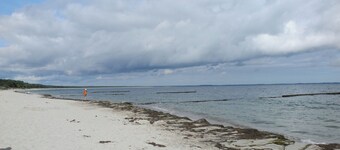 Huisje met open haard, infrarood sauna, draadloos internet, wasmachine, terras