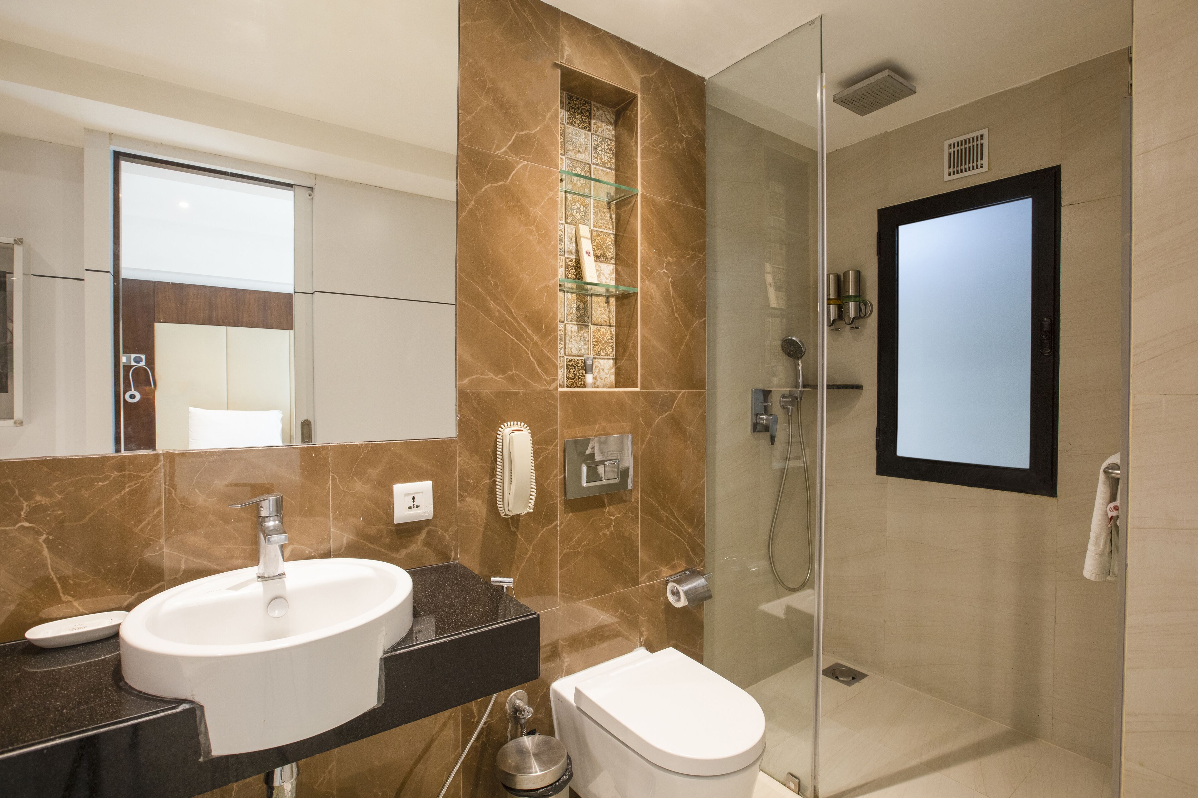 Foto - Ramee Techome