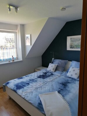 1 Schlafzimmer, Bügeleisen/Bügelbrett, Reisekinderbett, kostenloses WLAN