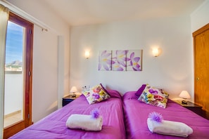 3 bedrooms, iron/ironing board, free WiFi, bed sheets