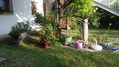 Vienna apartment with garden