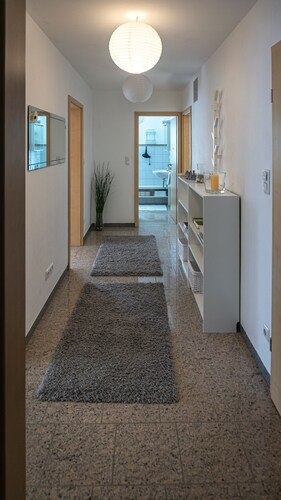 Familien-Ferienwohnung mit eigener Terrasse, W-Lan, haustierfreundlich. 