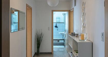 Familien-Ferienwohnung mit eigener Terrasse, W-Lan, haustierfreundlich.