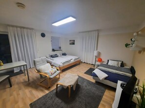 2 bedrooms, desk, iron/ironing board, travel crib