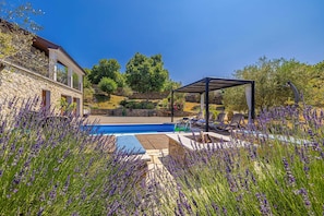 Piscina all'aperto
