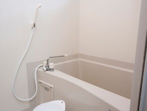 Apartment Room 101 | Bathroom | Combined shower/bathtub, free toiletries, hair dryer, slippers - Aruko Residence Yakuin (Fukuoka)