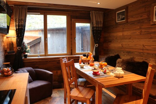 3 CHAMBRES, CENTRE, STYLE CHALET,  CONFORT