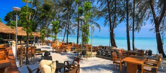 Villa Cha-Cha Krabi Beachfront Resort