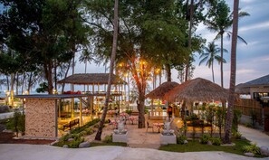 Breakfast, lunch, dinner served; international cuisine - Villa Cha-Cha Krabi Beachfront Resort (Krabi)