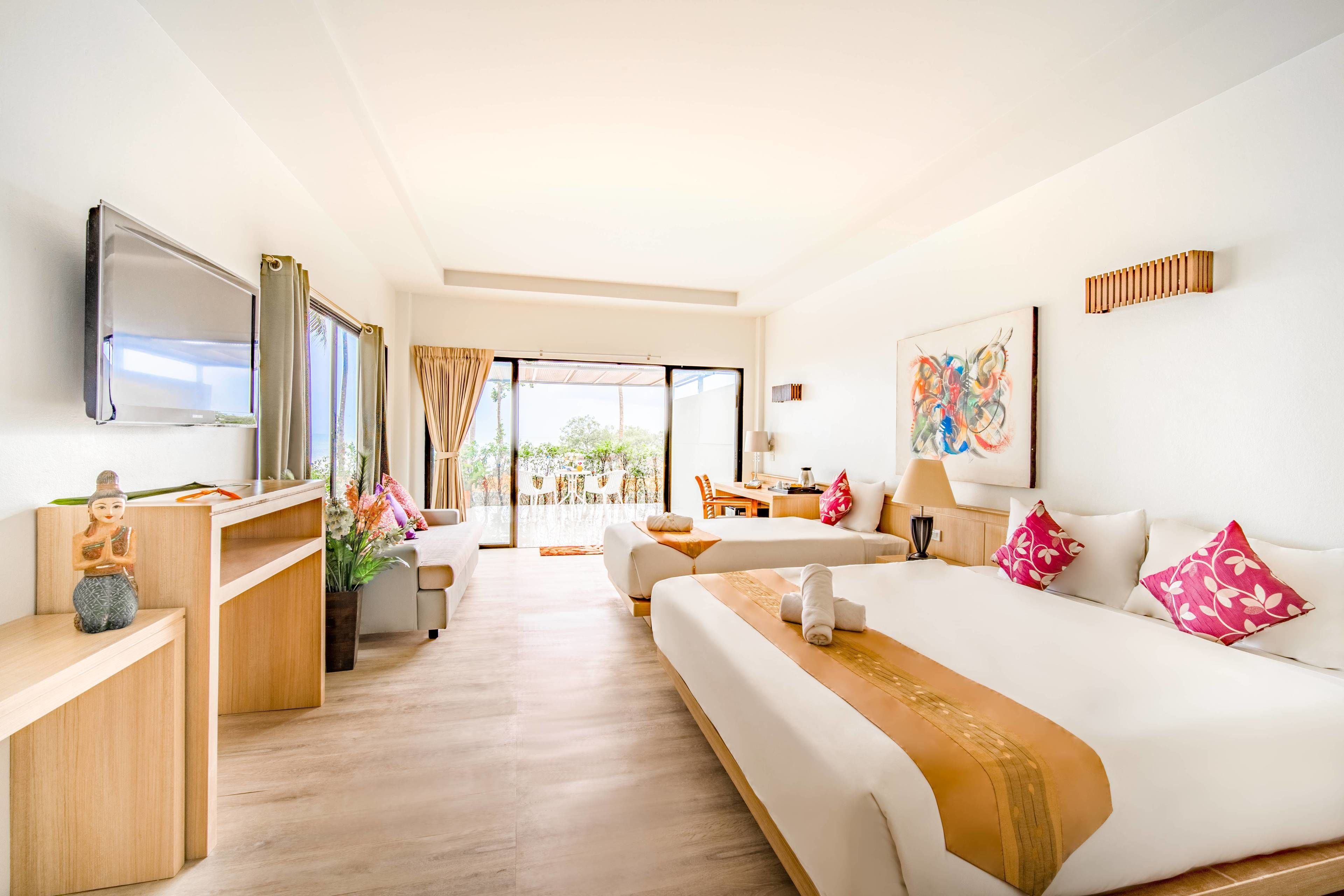 Cabana Suite | In-room safe, blackout drapes, free WiFi, bed sheets