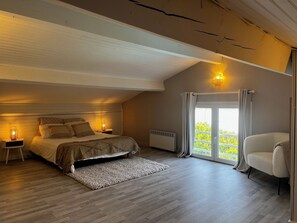 5 bedrooms, iron/ironing board, free WiFi, bed sheets - Beautiful Villa Piscine Nimes 30 min from the sea (Milhaud)