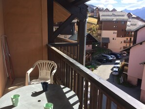 Outdoor dining - Duplex 6/8 people 3 * in the center of Valmeinier 1800. Close to the slopes. (Valmeinier 1800)