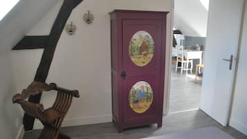 2 chambres, fer et planche Ă repasser, lit parapluie, Wi-Fi